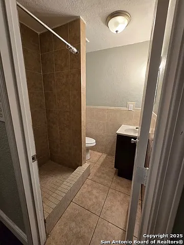 1718 Commercial Ave #B — Photo 6