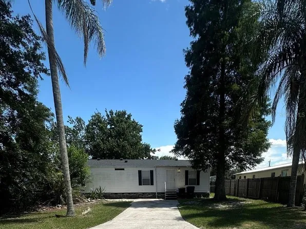 2594 McIntosh Dr, Lakeland, FL 33815