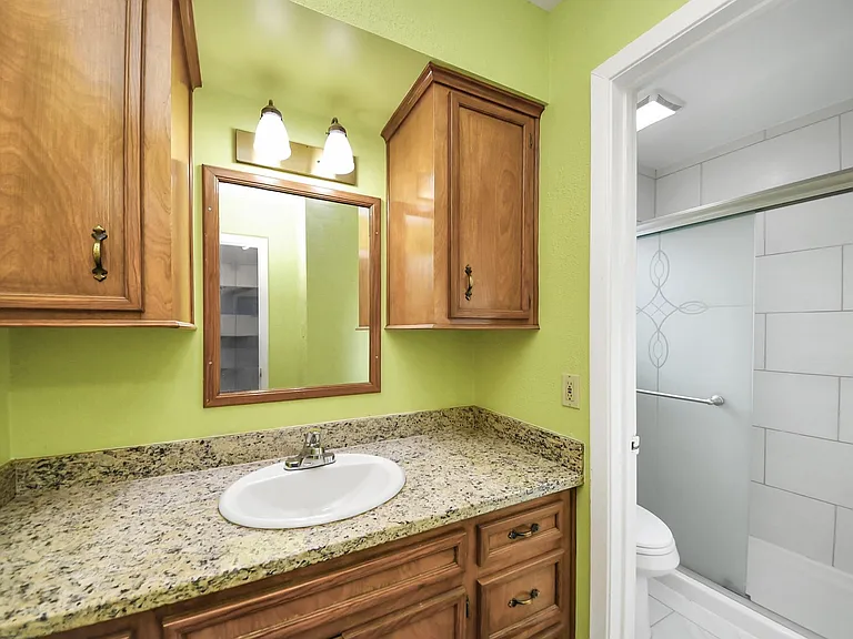 14007 Fleur De Lis Blvd — Photo 36