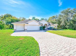 4 Poppy Ct, Homosassa, FL 34446