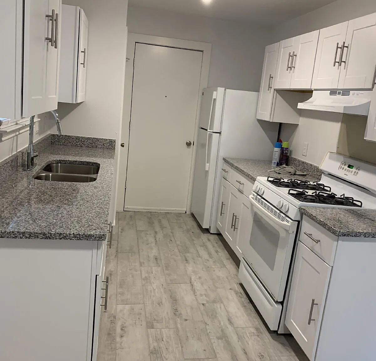 3 bed, 2.0 bath, 1178 sqft, $2,250 — Photo 2