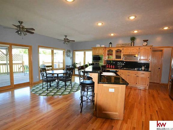 3rd image of 14324 Penny Dr