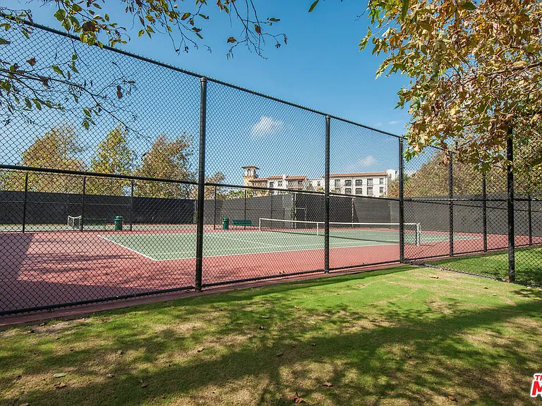 12698 Sandhill Ln #3 — Photo 42