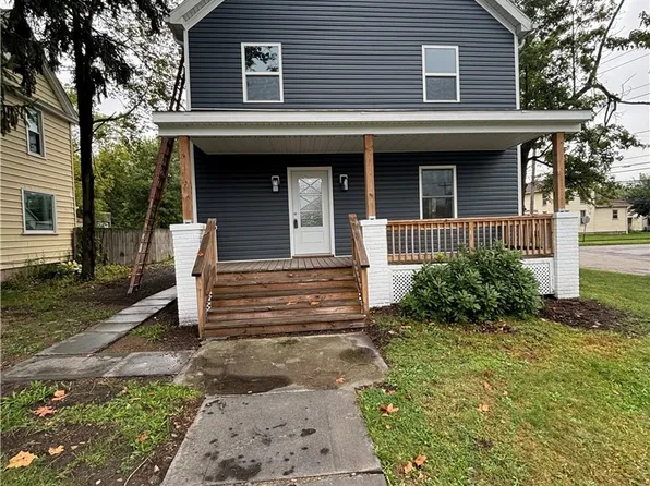 137 Gilbert Ave, Niles, OH 44446