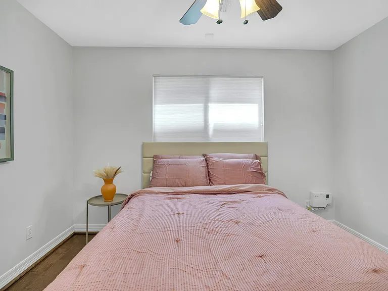 3305 W Lamar St #B — Photo 9