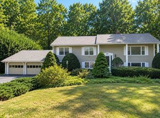 38 Fort Sumter Dr, Holden, MA 01520