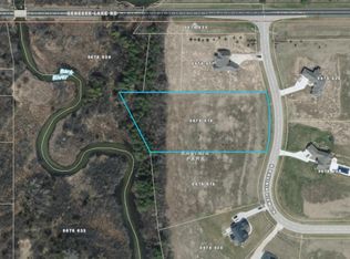 1145 N Ravinia View Ln, Oconomowoc, WI 53066