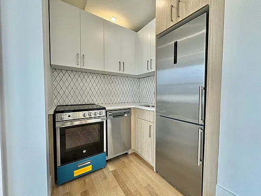 Rented by Simply Brooklyn Realty Inc | media 8