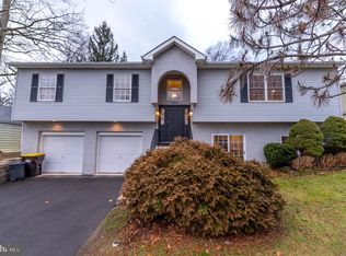 3674 Hollywood Ave, Feasterville Trevose, PA