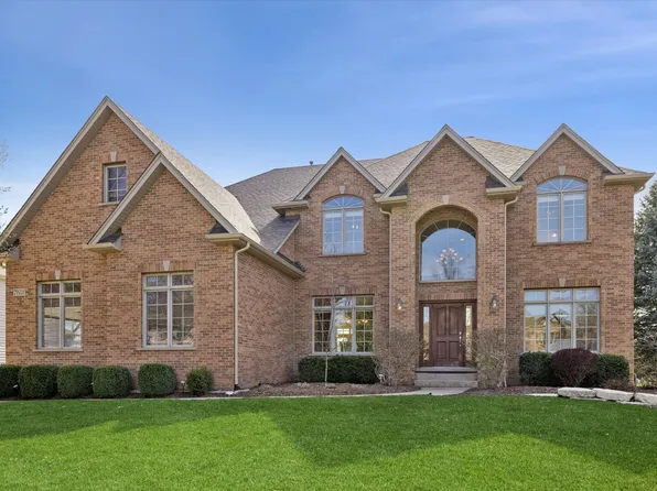 763 Twin Elms Ln, Batavia, IL 60510