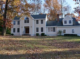109 Appletree Ln, Portland, CT 06480