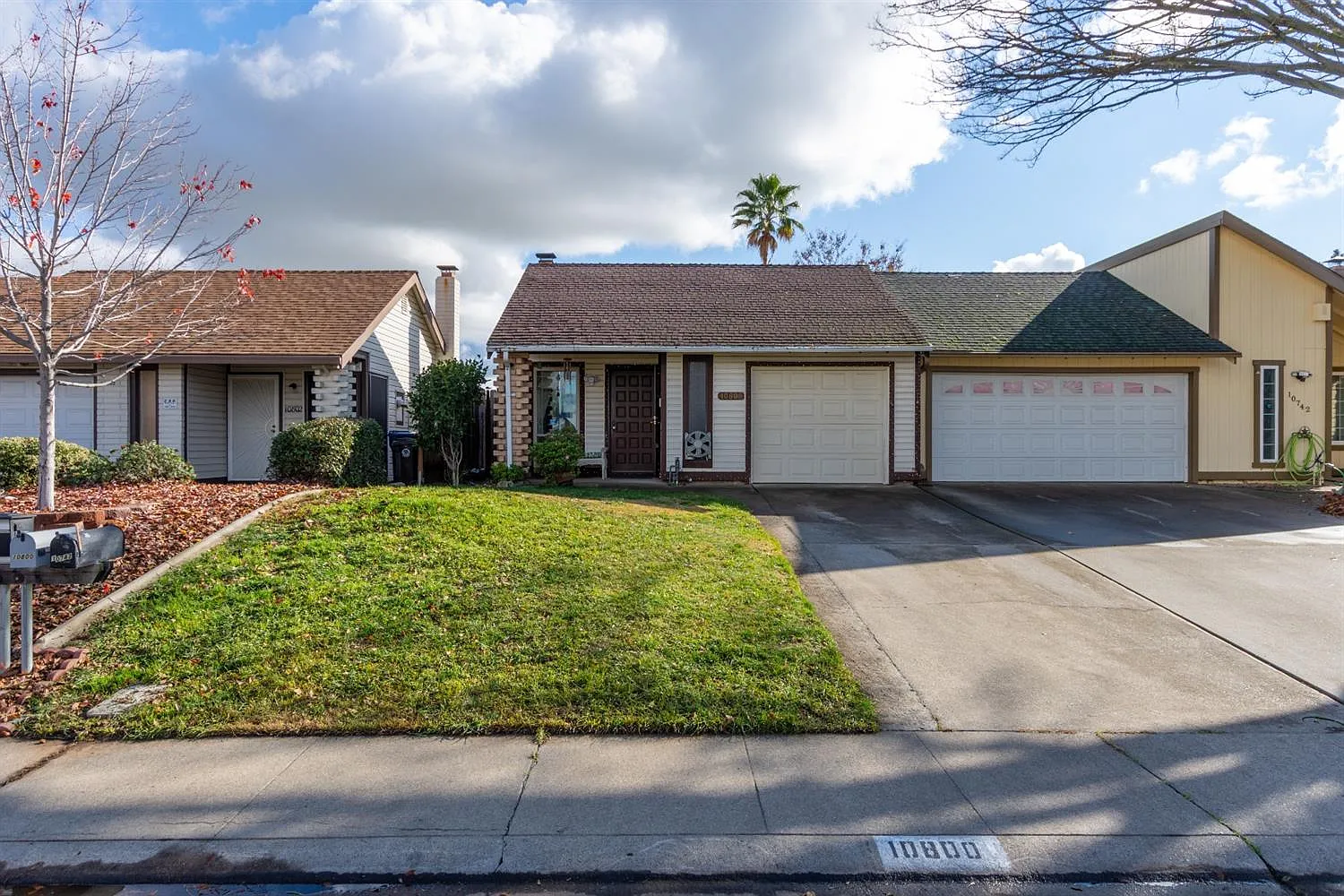 10800 Paiute Way photo 1