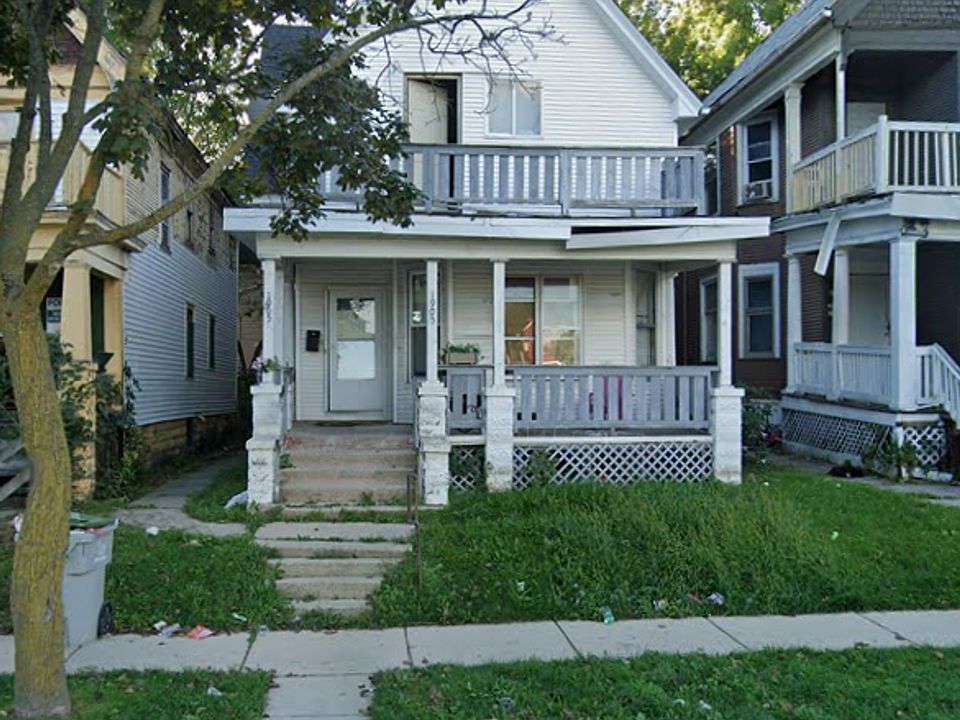 1st image of 1905 N 32nd St #1905