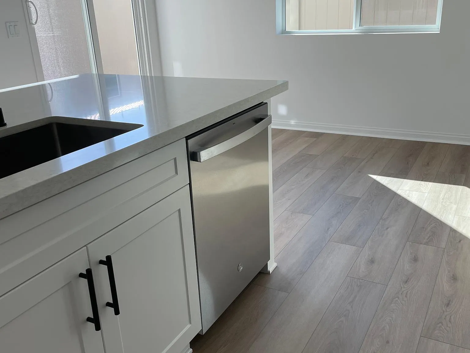 24047 Ashton Rd — Photo 4