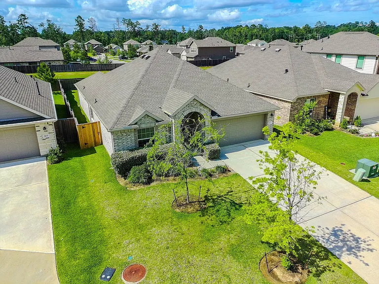 3113 Catalonion Ct — Photo 2