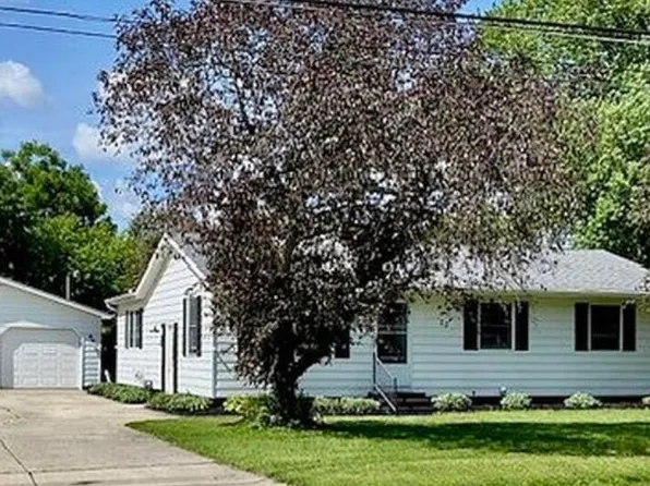 23 Smith St, Coldwater, MI 49036