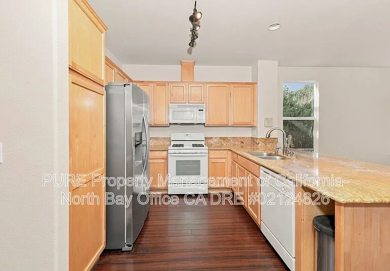 1339 Funston Dr — Photo 8