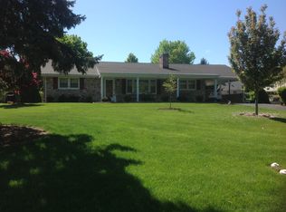 27 Ridgeview Dr, Stuarts Draft, VA 24477