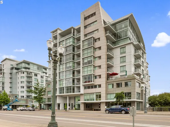 1260 NW Naito Pkwy Unit 1004, Portland, OR 97209