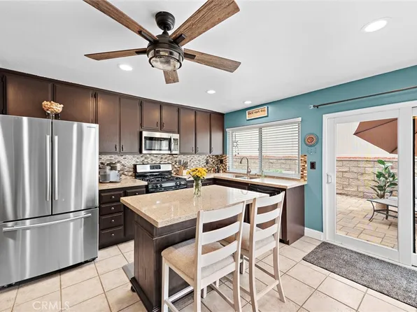 21376 Sleepy Glen Ln, Trabuco Canyon, CA 92679