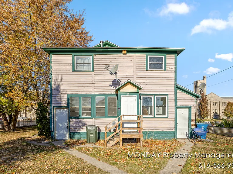 263 W Muskegon Ave #1 — Photo 26