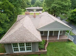 1100 S Spoede Rd, Saint Louis, MO 63131