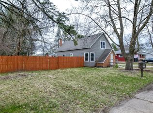 215 E Park St, Montello, WI 53949