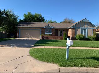 5723 E Mainsgate St, Wichita, KS 67220