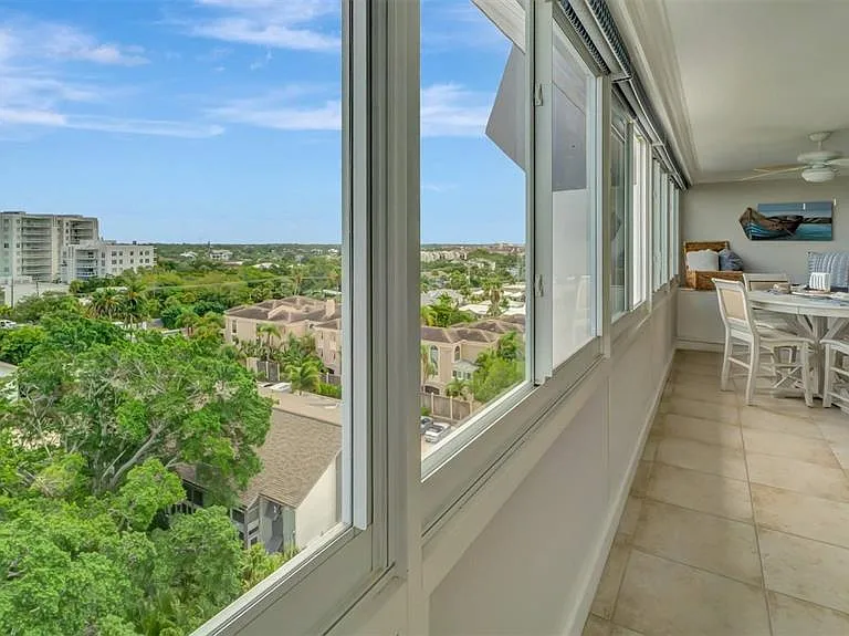 1125 W Peppertree Dr #705 — Photo 14