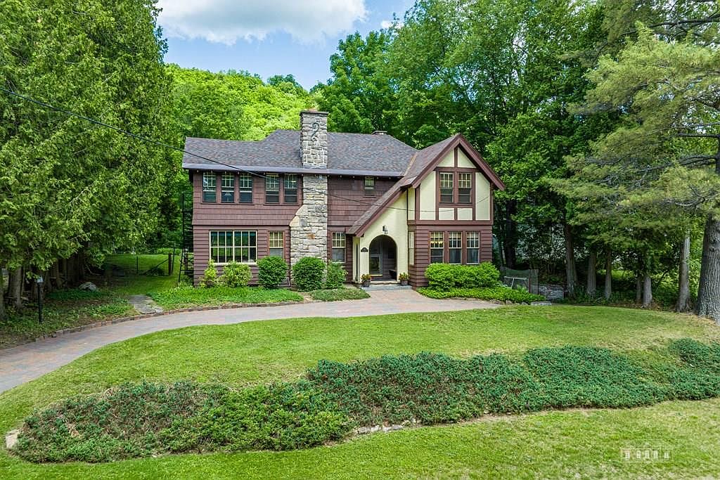 399 Park Ave, Saranac Lake, NY 12983 Zillow