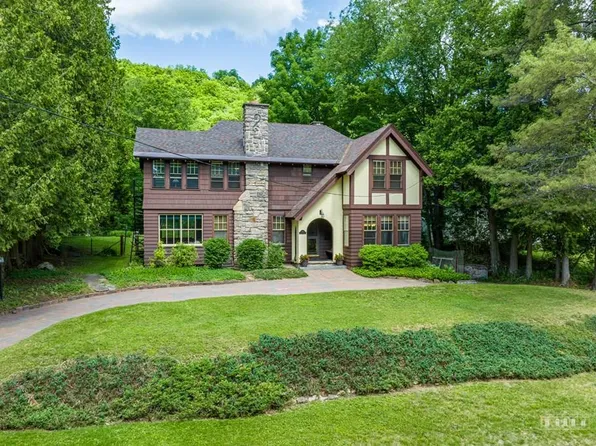 399 Park Ave, Saranac Lake, NY 12983