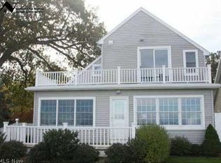 3700 Edgewater Dr, Vermilion, OH