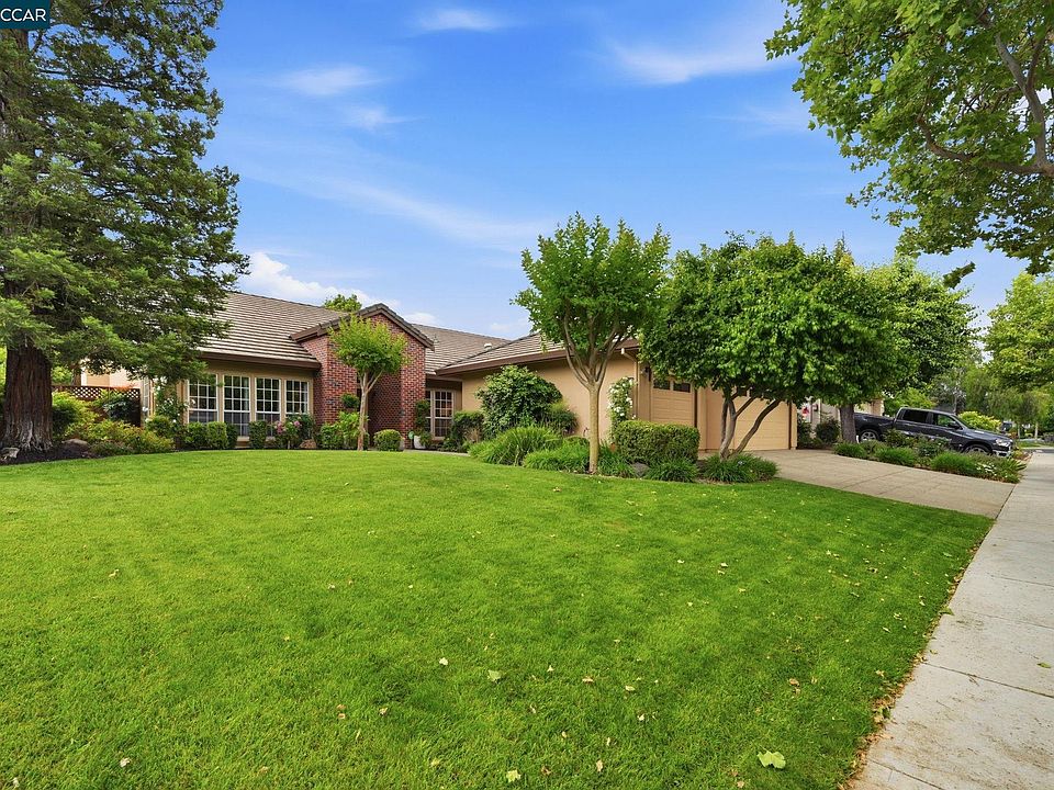 1st image of 635 Rutherford Cir
