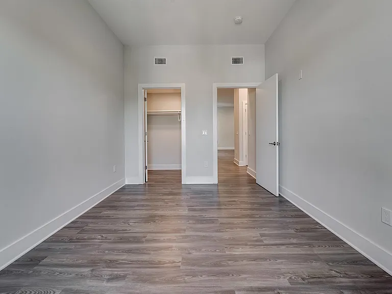 660 Grand St #313 — Photo 16