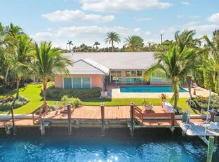 1080 Fairview Ln, Riviera Beach, FL 33404