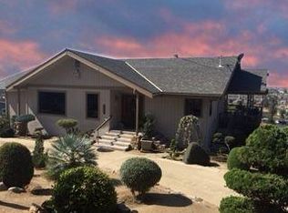 1075 Highland Dr, Porterville, CA