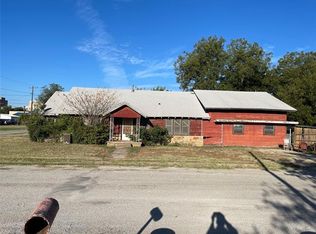 316 E White St, Eastland, TX 76448