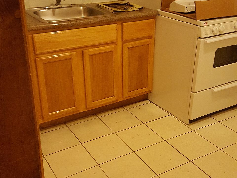 2nd image of 710 E 235th St #2