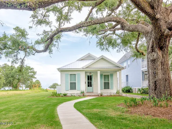 1533 2nd St, Gulfport, MS 39501