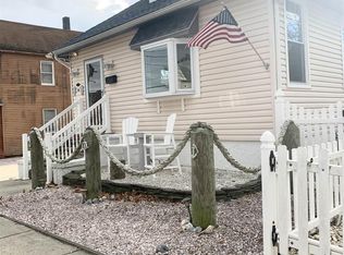 42 E New Jersey Ave, Somers Point, NJ 08244