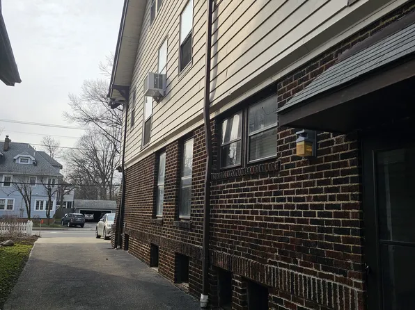 2129 Coventry Rd APT 3, Cleveland, OH 44118