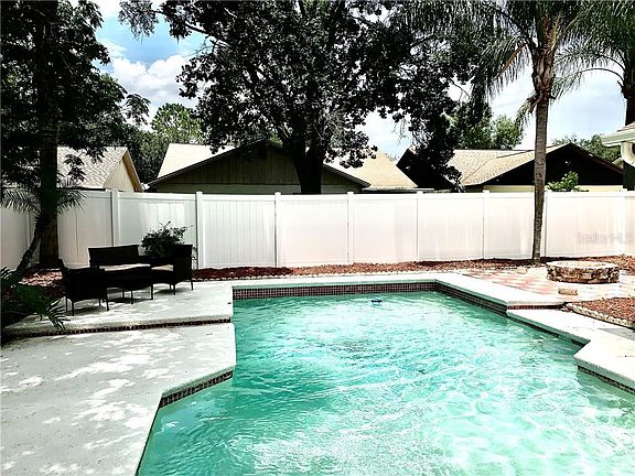 5th image of 10920 Carnelian Ln
