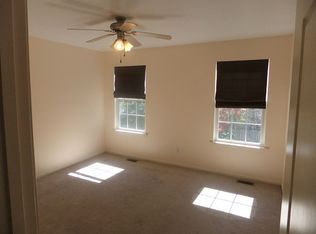 4106 Hidden Creek Ct, Columbia, MO 65202