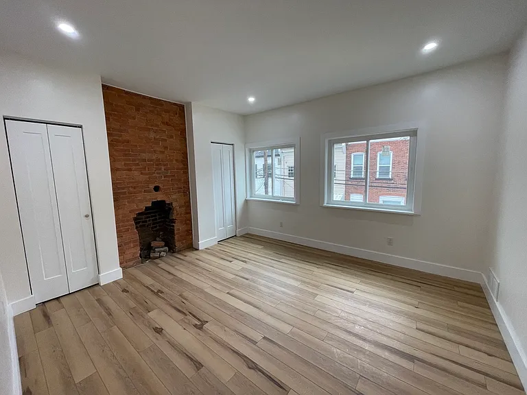 Front bedroom