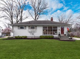 24435 Maria Ln, North Olmsted, OH 44070