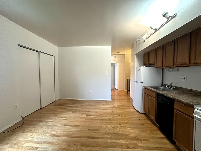 Shadyside - Apartments For Rent In Pittsburgh — Photo 8
