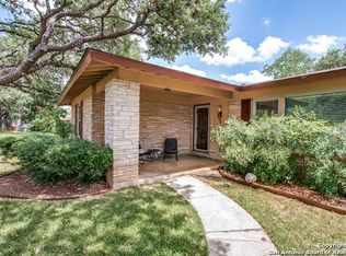 126 Five Oaks Dr, San Antonio, TX 78209