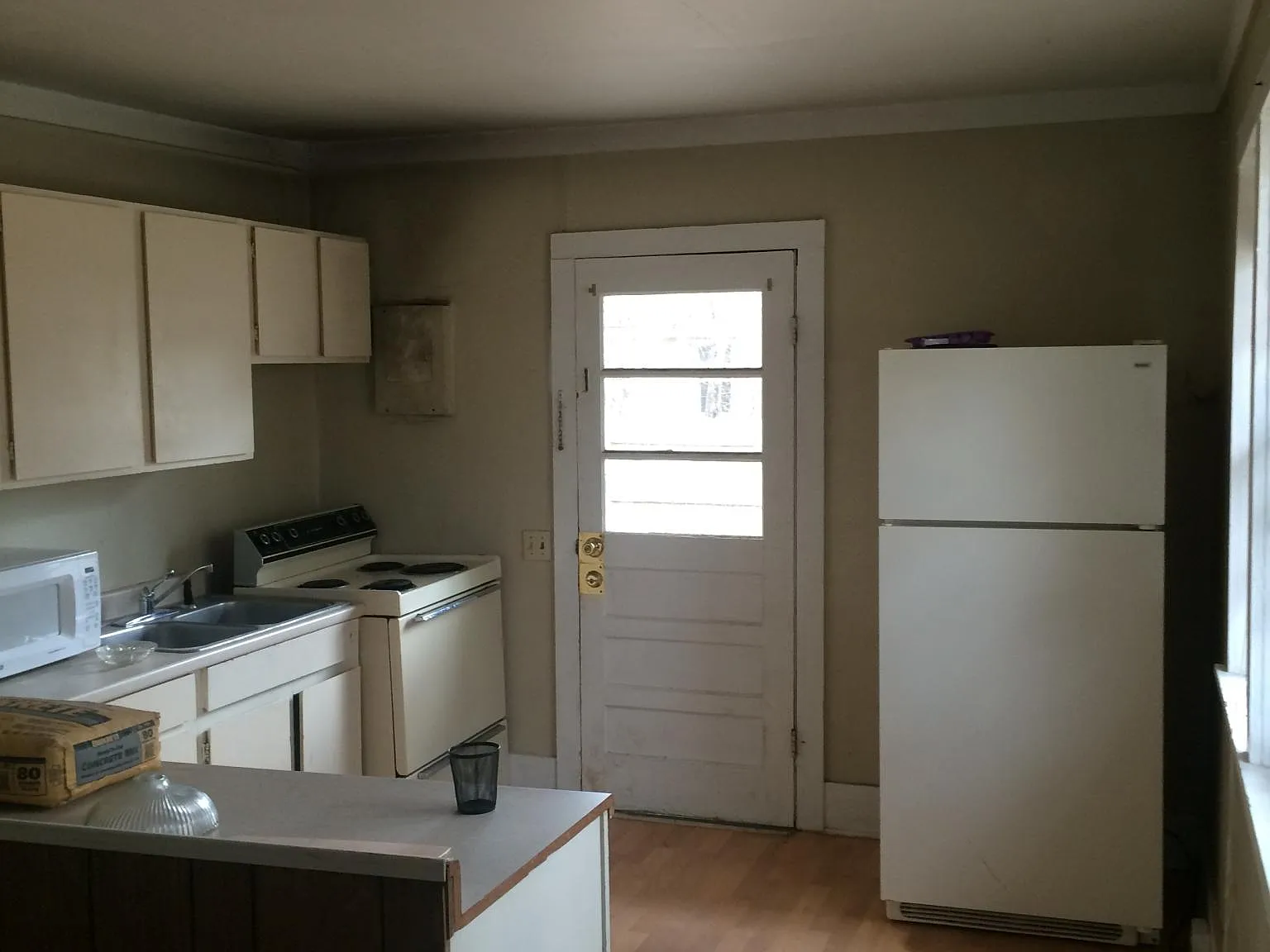 5545 Thistledown Dr — Photo 3