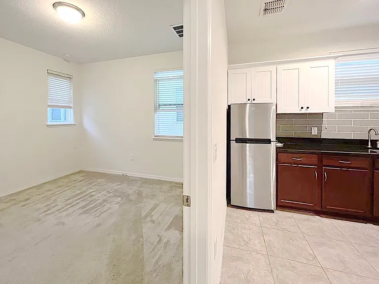 12645 Salomon Cove Dr #1 — Photo 3