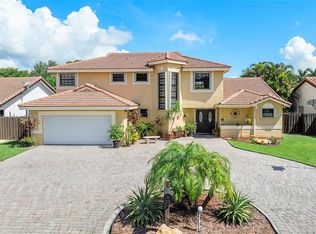 15613 SW 55th Ter, Miami, FL 33185